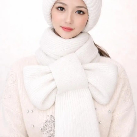 Winter Protection Windproof Cap with Scarf (Pure White)
